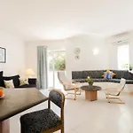 Acolhedor T1, Vista Piscina , Balaia Golf Village Apartment