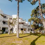 Acolhedor T1, Vista Piscina , Balaia Golf Village 公寓