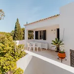 Apartment Acolhedor T1, Vista Piscina , Balaia Golf Village *