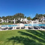 Acolhedor T1, Vista Piscina , Balaia Golf Village شقة *