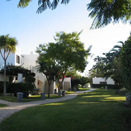 Apartman Acolhedor T1, Vista Piscina , Balaia Golf Village *