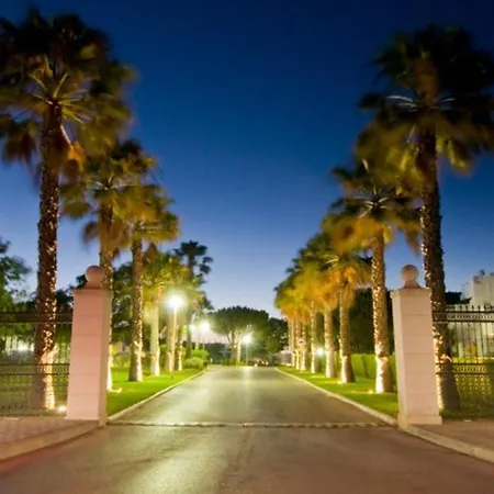 Apartman Acolhedor T1, Vista Piscina , Balaia Golf Village