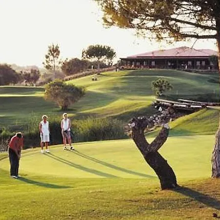 Acolhedor T1, Vista Piscina , Balaia Golf Village Apartman