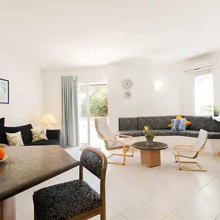 Acolhedor T1, Vista Piscina , Balaia Golf Village Apartmán