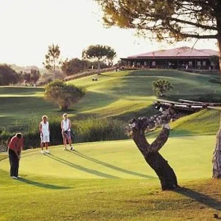 Apartman Acolhedor T1, Vista Piscina , Balaia Golf Village