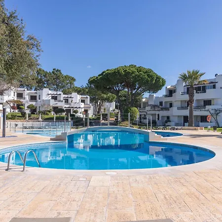 Acolhedor T1, Vista Piscina , Balaia Golf Village