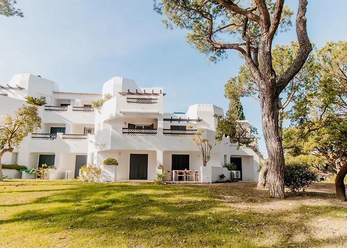 Acolhedor T1, Vista Piscina , Balaia Golf Village