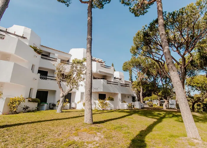 Acolhedor T1, Vista Piscina , Balaia Golf Village アパート