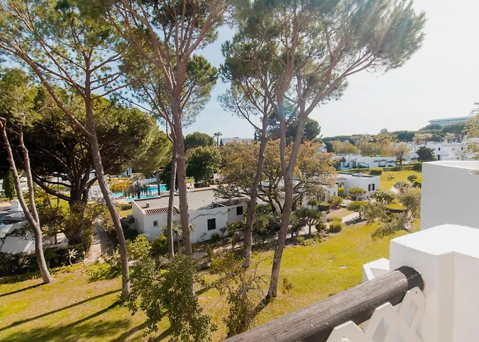 Acolhedor T1, Vista Piscina , Balaia Golf Village アルブフェイラ