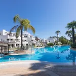 Acolhedor T1, Vista Piscina , Balaia Golf Village Lägenhet *