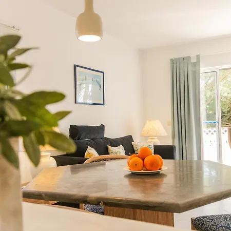 Acolhedor T1, Vista Piscina , Balaia Golf Village شقة البوفيرا
