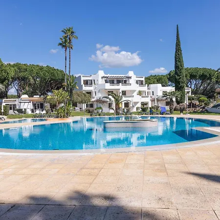 Acolhedor T1, Vista Piscina , Balaia Golf Village *