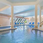 Acolhedor T1, Vista Piscina , Balaia Golf Village Апартаменты *